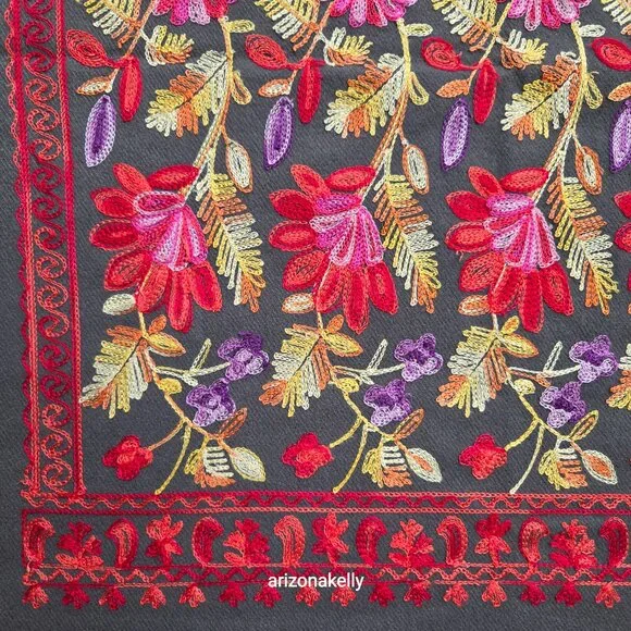 NWOT Cashmere Scarf With Chain Stitch Embroidery Colorful Woven - Picture 7 of 14